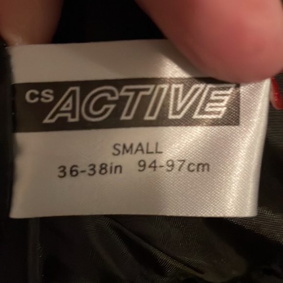 Winter Puffer Vest: Black size Small. CS ACTIVE - Picture 7 of 10